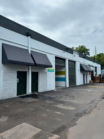More Photos Of 6405-6447 NW 82nd Ave, Miami Warehouse For Lease