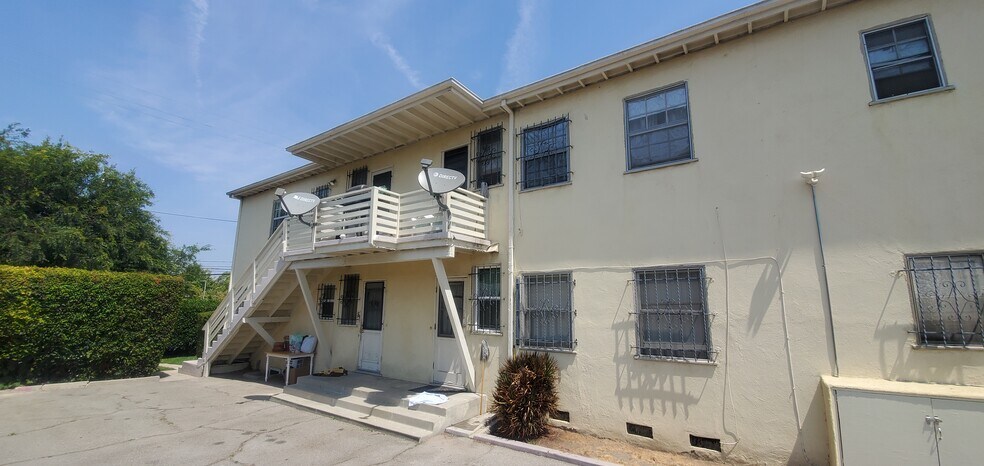 More Photos Of 5776 Clemson St, Los Angeles Apartments For Sale