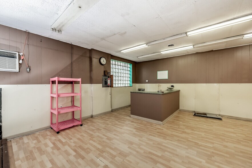 More Photos Of 569-571 Coleman Avenue, Johnstown Office For Sale