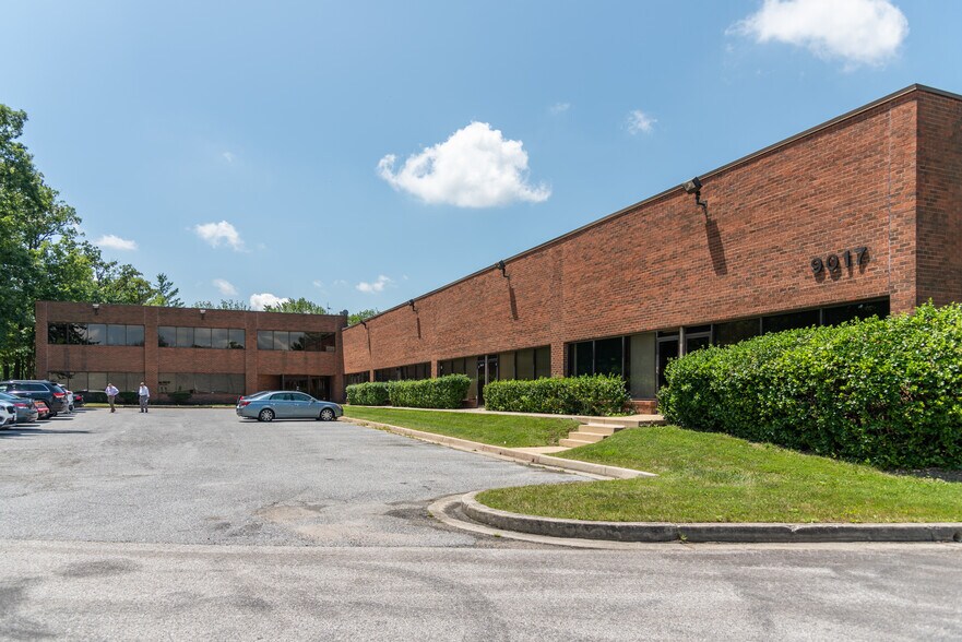 More Photos Of 9017 Red Branch Rd, Columbia Flex For Lease