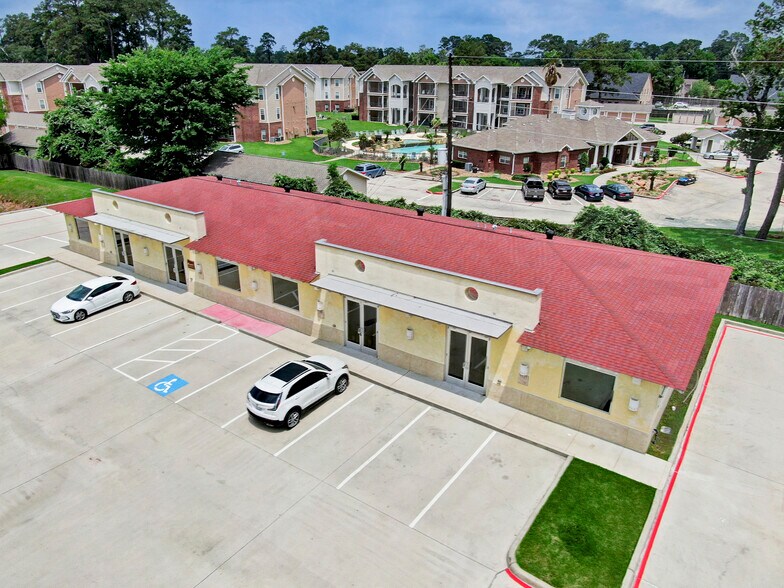 More Photos Of 25329 Budde Rd, The Woodlands Unknown For Lease