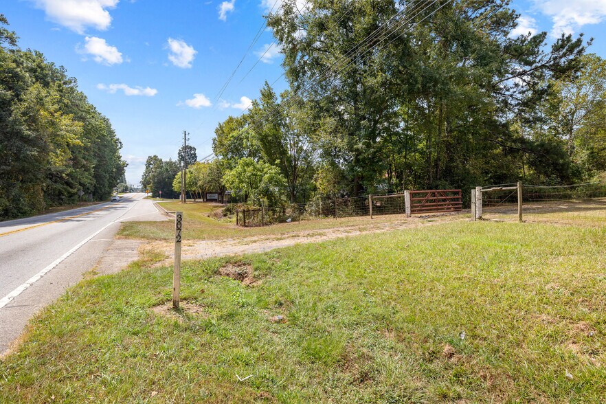 More Photos Of 3097 Highway 154, Newnan Land For Sale
