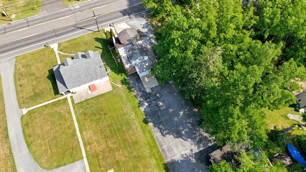 More Photos Of 5194 Hamilton Blvd, Allentown Freestanding For Sale