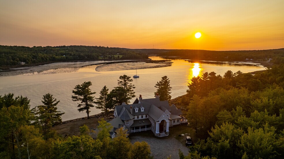 More Photos Of 78 Todds Point Rd, Dufferin Parish Specialty For Sale