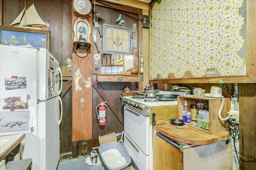 More Photos Of 1300 Church St, San Francisco Apartments For Sale