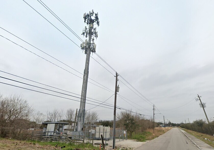 More Photos Of 0 Easthaven Blvd, Houston Land For Sale