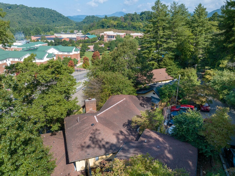 More Photos Of 44 & 54 Legacy Ln, Cullowhee Apartments For Sale