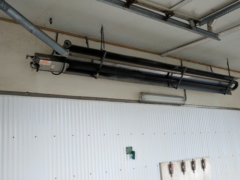 More Photos Of 921 Marquette Dr, Kewaunee Carwash For Sale