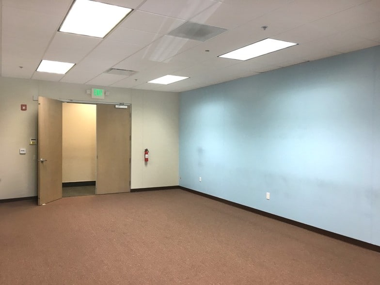 More Photos Of 680 Brea Canyon Rd, Diamond Bar Office For Sale