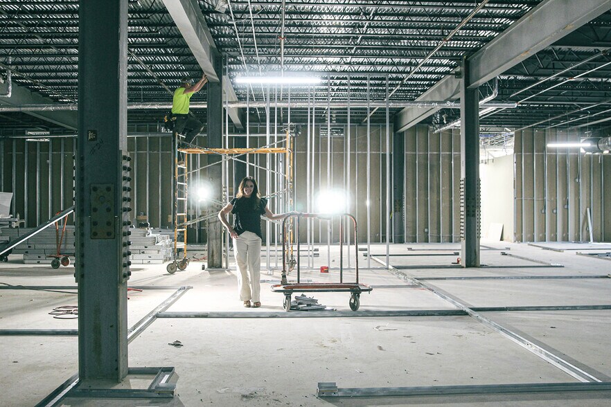 More Photos Of 2826 Ross Clark Cir, Dothan Medical For Lease