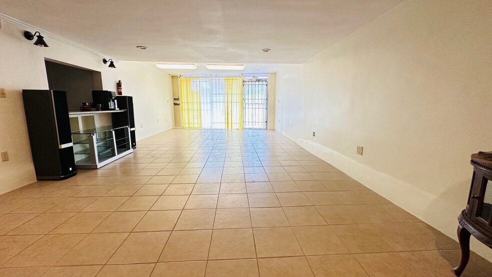 More Photos Of 2809-2815 Macdonald Ave, Richmond Office For Sale