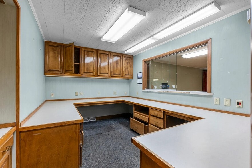More Photos Of 808 E Wakefield Ave, Sikeston Healthcare For Sale