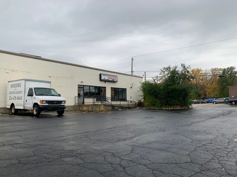 More Photos Of 3545-3575 Grand Ave, Gurnee Unknown For Lease