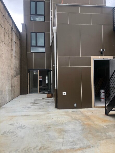 More Photos Of 5111 Georgia Ave NW, Washington Restaurant For Lease