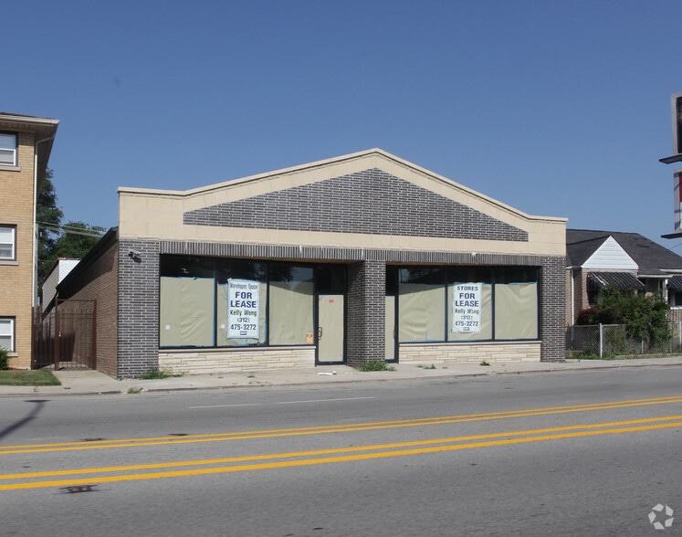 More Photos Of 12534 S Ashland Ave, Calumet Park Freestanding For Lease
