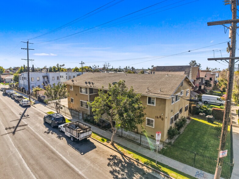 More Photos Of 1680 W 22nd St, Los Angeles Apartments For Sale
