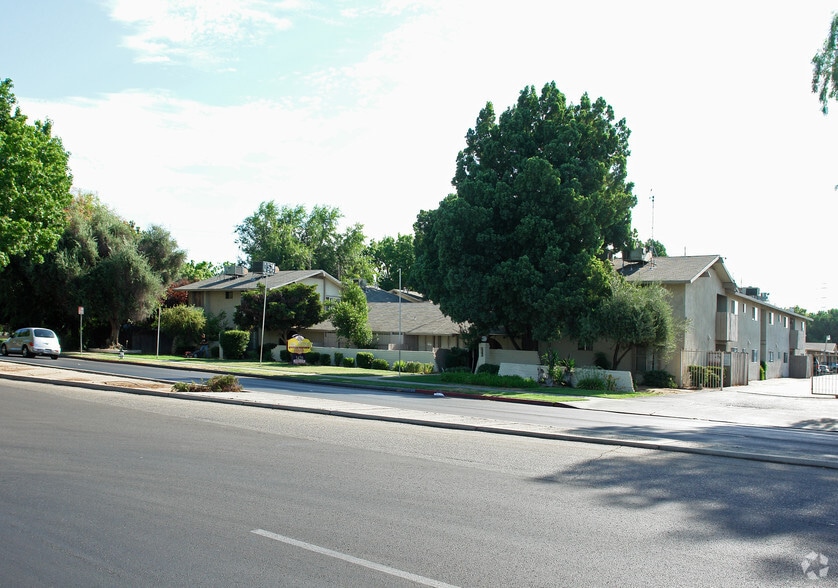 More Photos Of 3420 N 1st St, Fresno Apartments For Sale