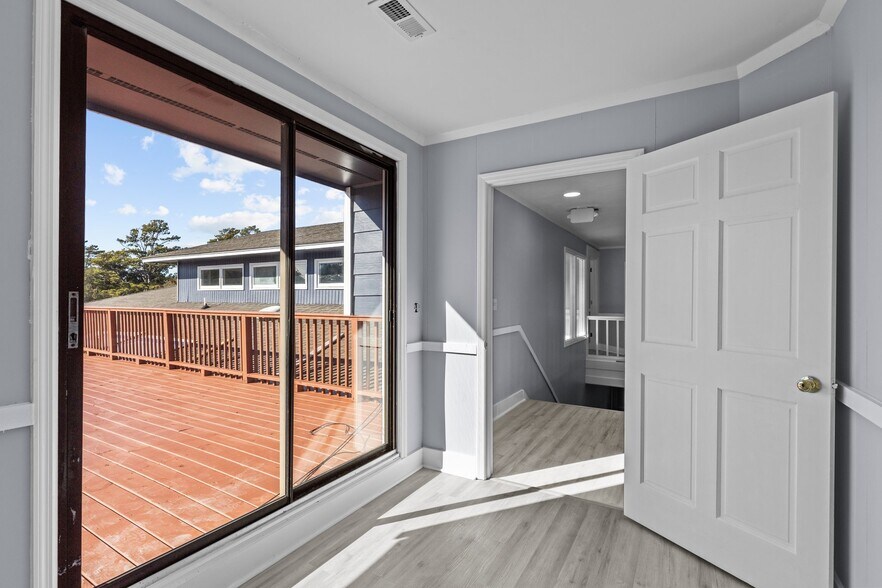 More Photos Of 208 Penny Ln, Morehead City Medical For Sale