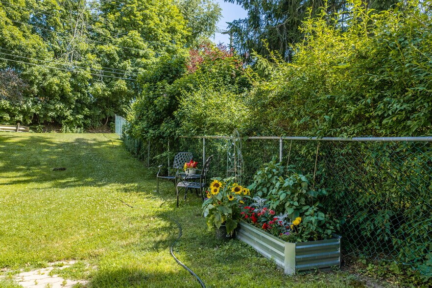 More Photos Of 100 1/2 Kingston Ave, Port Jervis Apartments For Sale