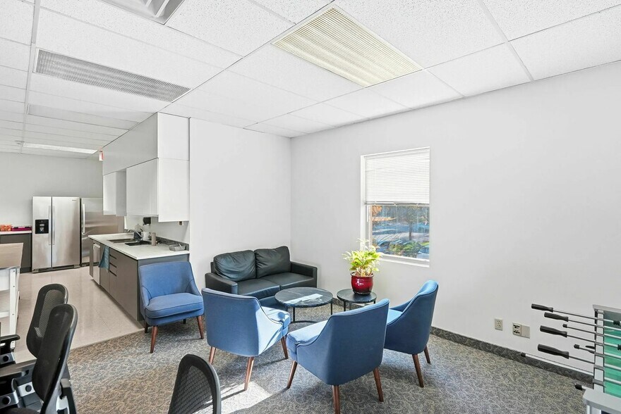 More Photos Of 1 Terence Matthews Cres, Ottawa Office For Sale