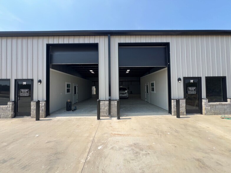 More Photos Of 6815 Rendon Bloodworth Rd, Fort Worth Unknown For Lease