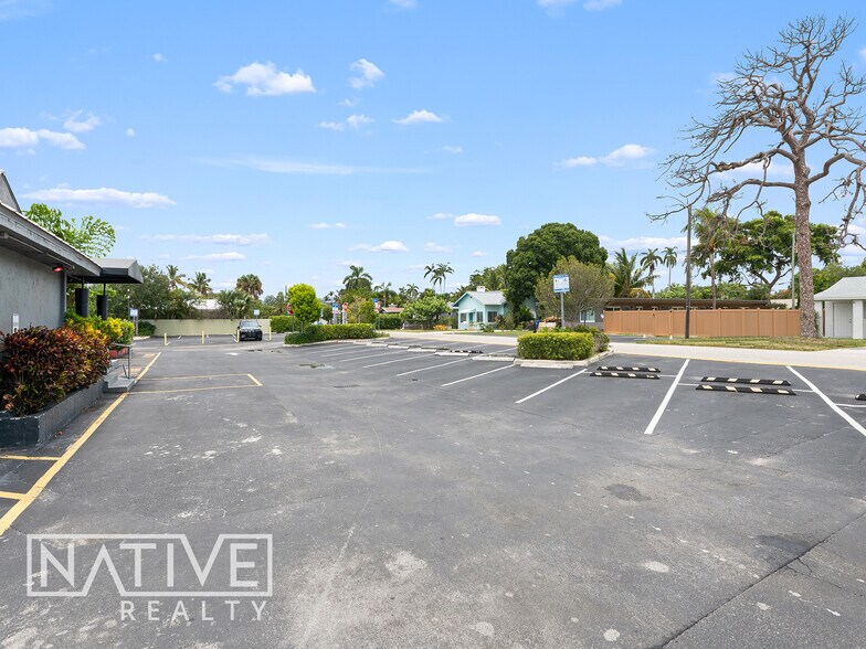 More Photos Of 2205-2227 Wilton Dr, Fort Lauderdale Unknown For Lease