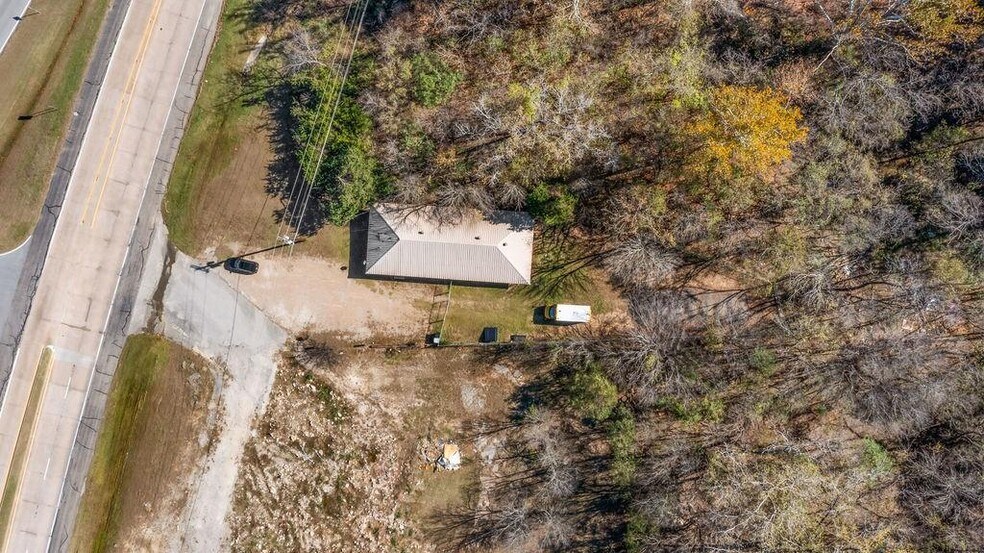 More Photos Of 530 E Hwy 69, Denison Office For Sale