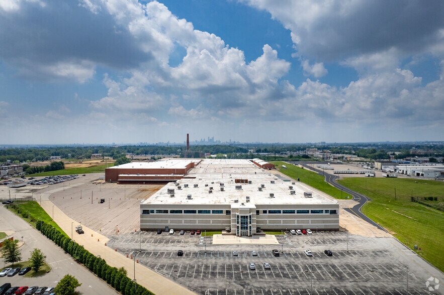 More Photos Of 5501 Whitaker Ave, Philadelphia Distribution For Lease