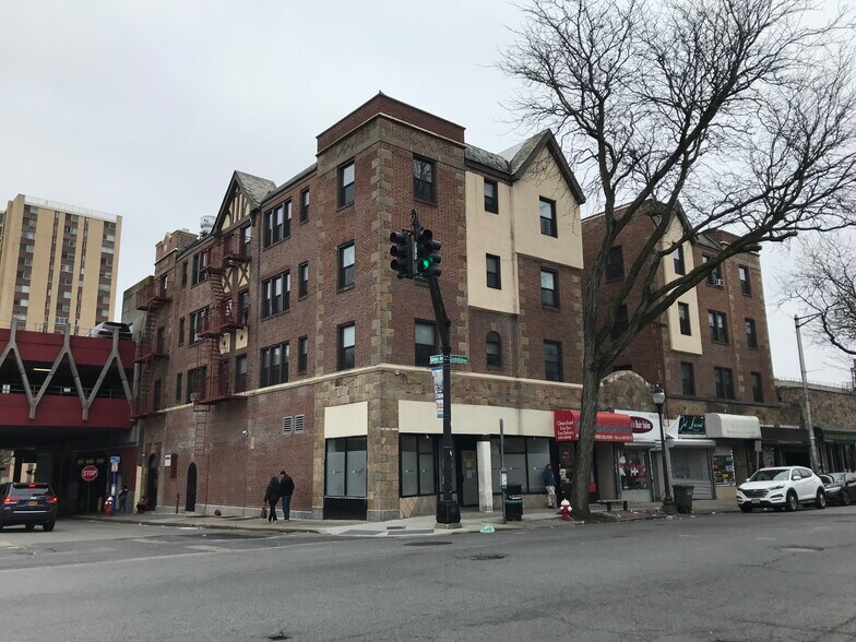 More Photos Of 6 E Sidney Ave, Mount Vernon Apartments For Sale