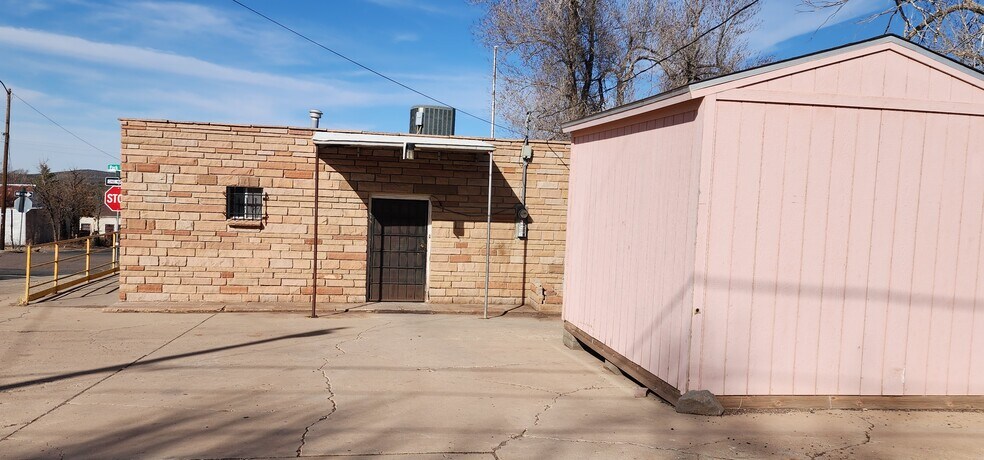 More Photos Of 435 Park Ave, Ash Fork Post Office For Sale