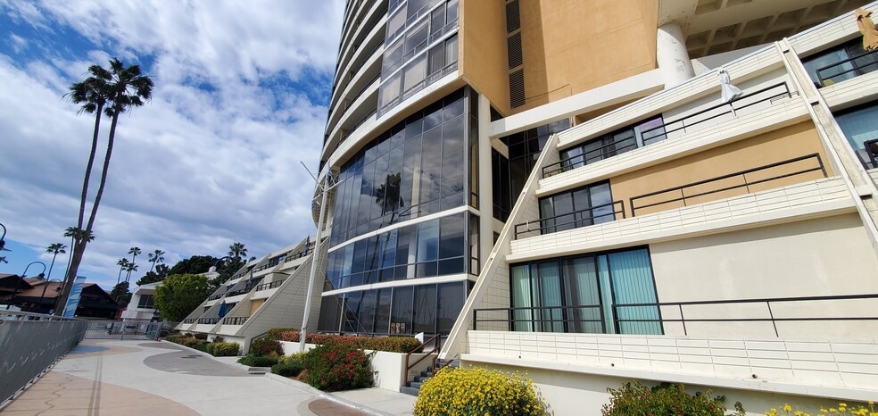 More Photos Of Marina City Club, Marina Del Rey Coworking Space