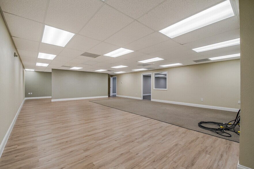 More Photos Of 440 Plumosa Ave, Casselberry Warehouse For Lease