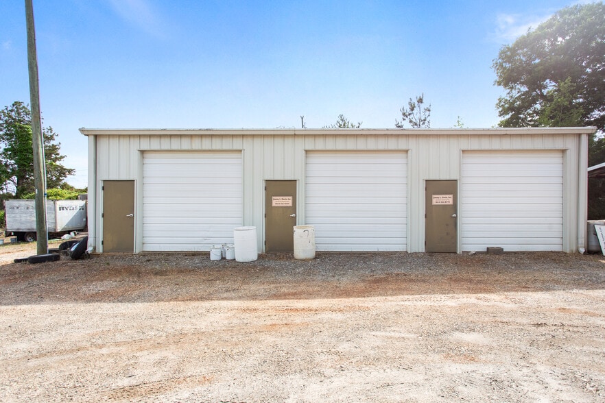 More Photos Of 245 Welpine Rd, Pendleton Warehouse For Lease