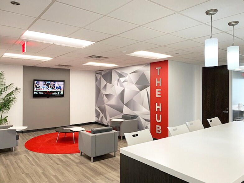 More Photos Of 1051 Perimeter Dr, Schaumburg Office For Lease