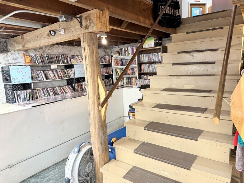 More Photos Of 9934-9936 Main St, Hebron Storefront Retail Residential For Sale