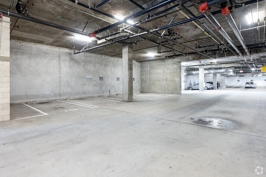 More Photos Of 1200 S Grand Ave, Los Angeles Apartments For Lease