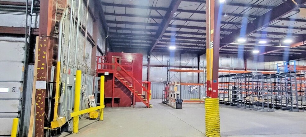 More Photos Of 515 2nd St S, La Crosse Industrial For Lease