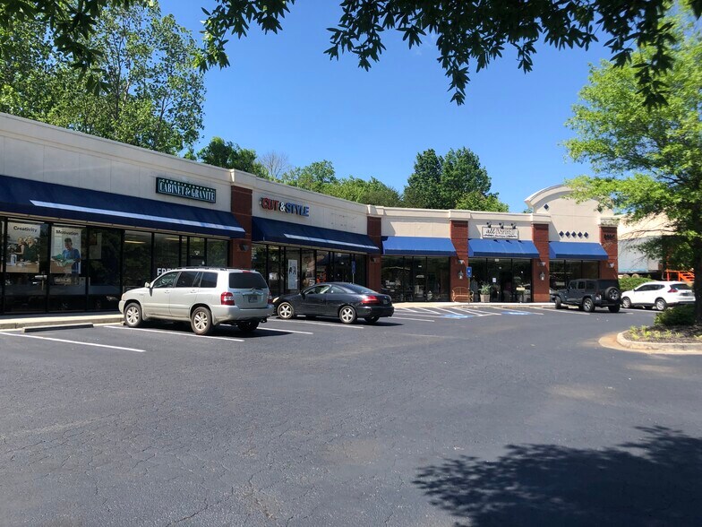 More Photos Of 5950-5970 State Bridge Rd, Duluth Storefront For Lease
