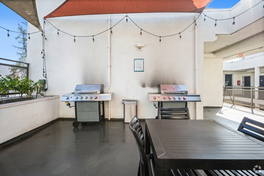 More Photos Of 401 S La Fayette Park Pl, Los Angeles Apartments For Sale