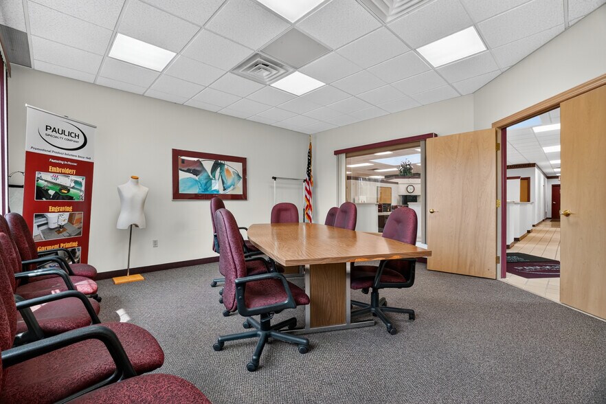 More Photos Of 1695 Joseph Lloyd Pky, Willoughby Warehouse For Sale