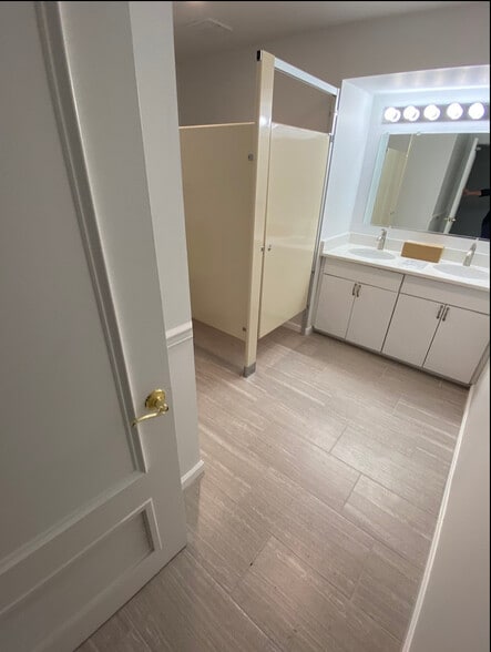 More Photos Of 3825 Leonardtown Rd, Waldorf Office For Lease