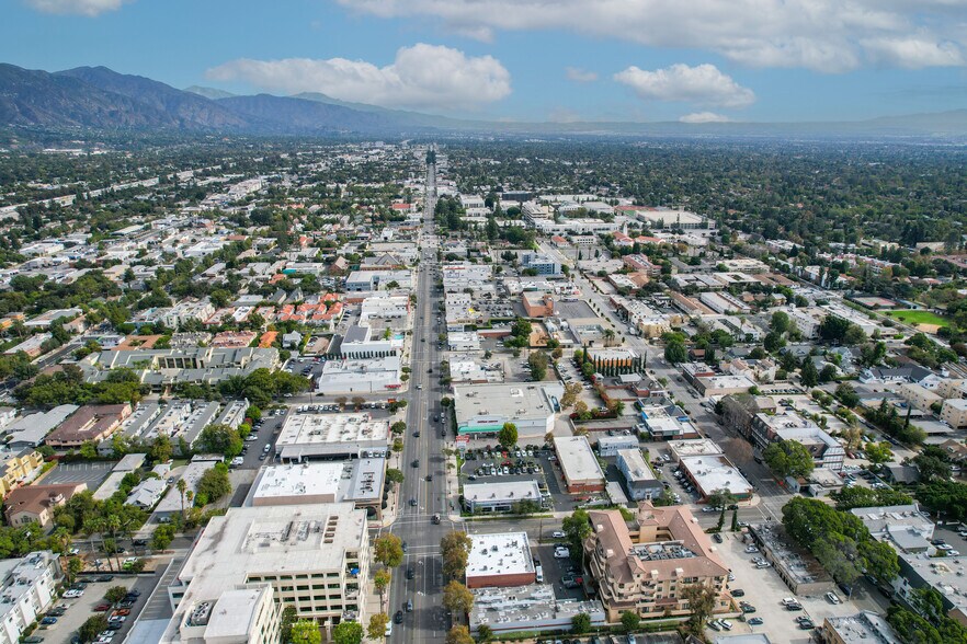 More Photos Of 1130 E Colorado Blvd, Pasadena General Retail For Sale
