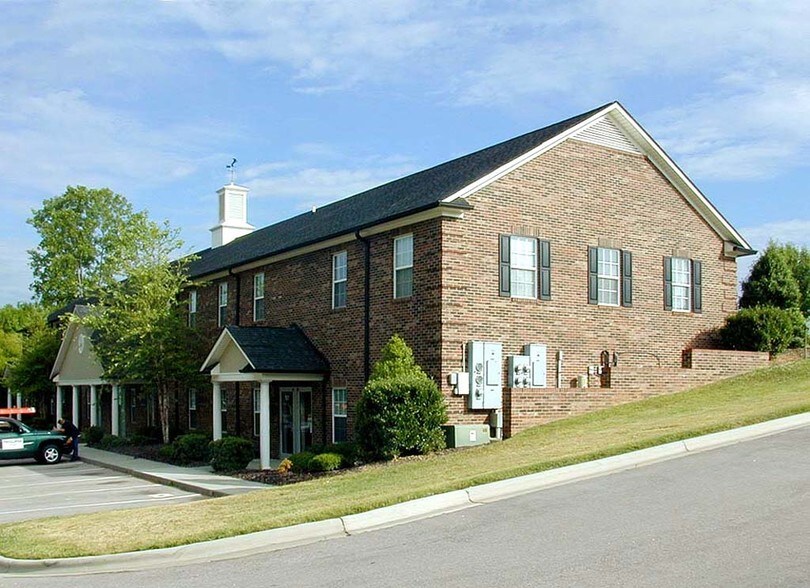 More Photos Of 212 Le Phillip Ct, Concord Office For Lease