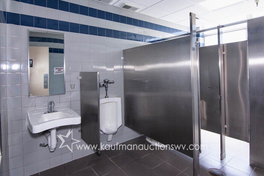 More Photos Of 100 Bluestone Rd, Mount Hope Research And Development For Sale
