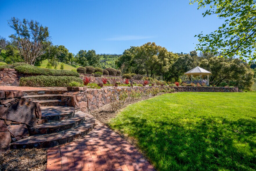 More Photos Of 11535 East Rd, Redwood Valley Land For Sale
