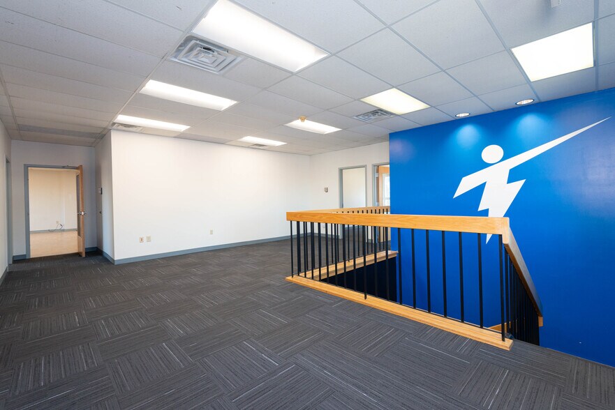 More Photos Of 591 North Ave, Wakefield Office For Lease