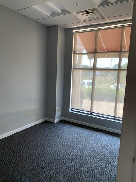 More Photos Of 10100 Kettlecreek Dr, Cranberry Township Apartments For Lease