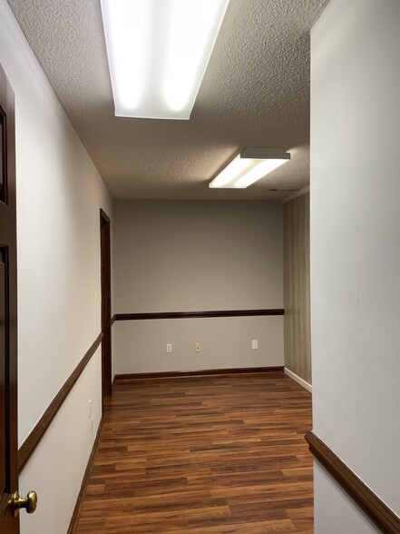 More Photos Of 3844 Leeds Ave, North Charleston Office For Lease
