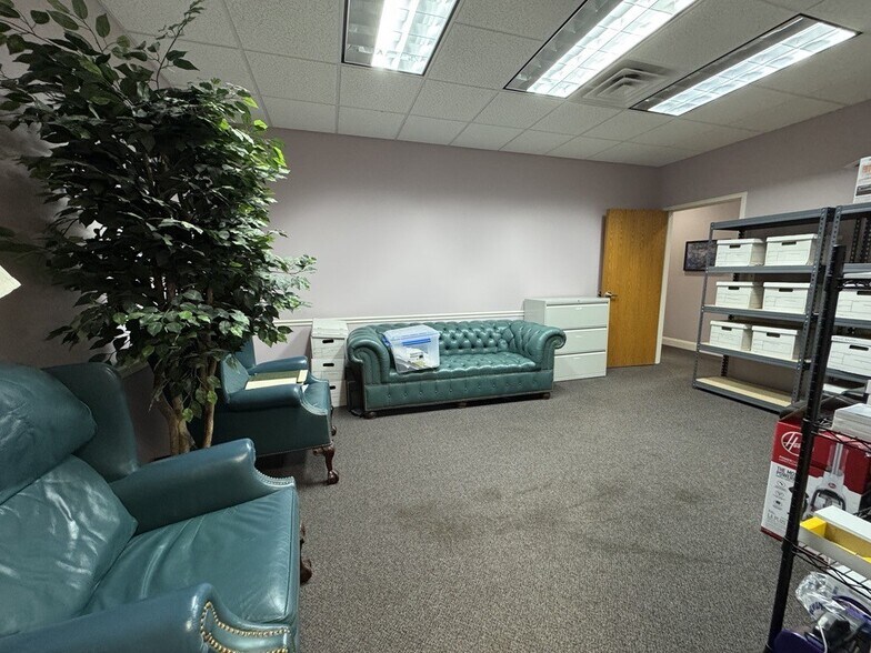 More Photos Of 53779 Generations Dr, South Bend Medical For Lease