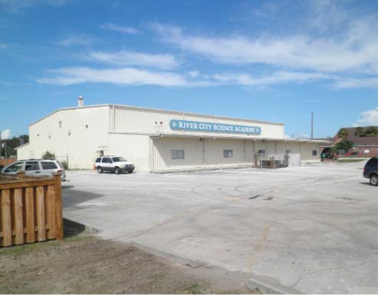 Primary Photo Of 3251 Newell Blvd, Jacksonville Freestanding For Lease